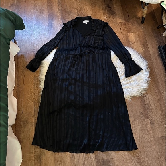& OTHER STORIES Black Ruffle Shiny Back Dress - Picture 2 of 5